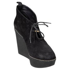 Chaussures compensées en daim Monogram noir de Louis Vuitton Taille IT 36.5