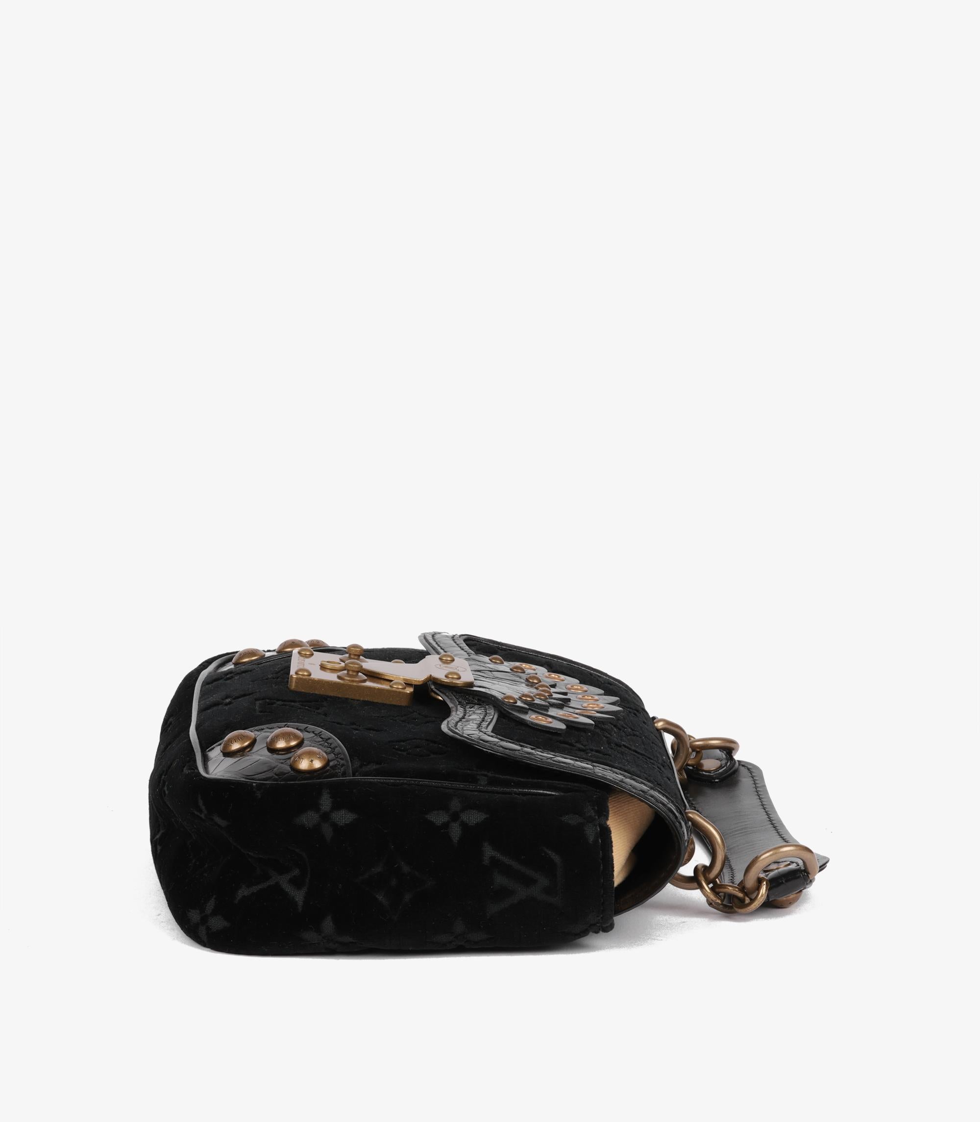 Louis Vuitton Black Monogram Velours Velvet & Shiny Alligator Leather Irvine For Sale 3