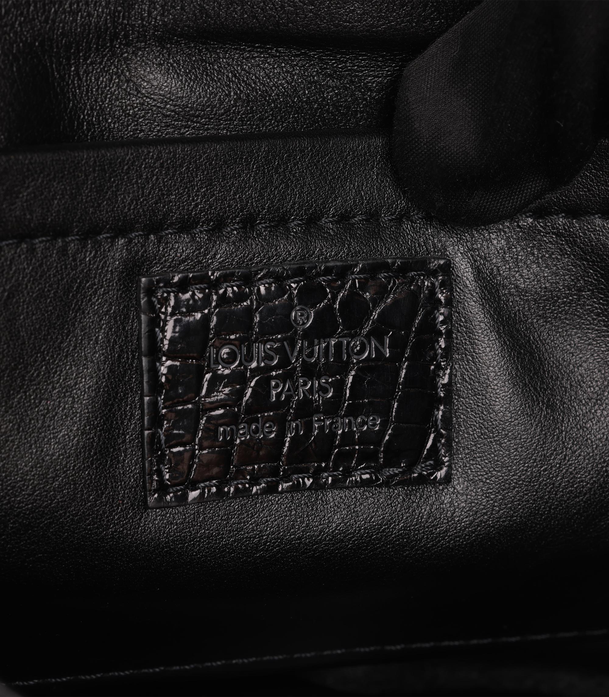 Louis Vuitton Black Monogram Velours Velvet & Shiny Alligator Leather Irvine im Angebot 4