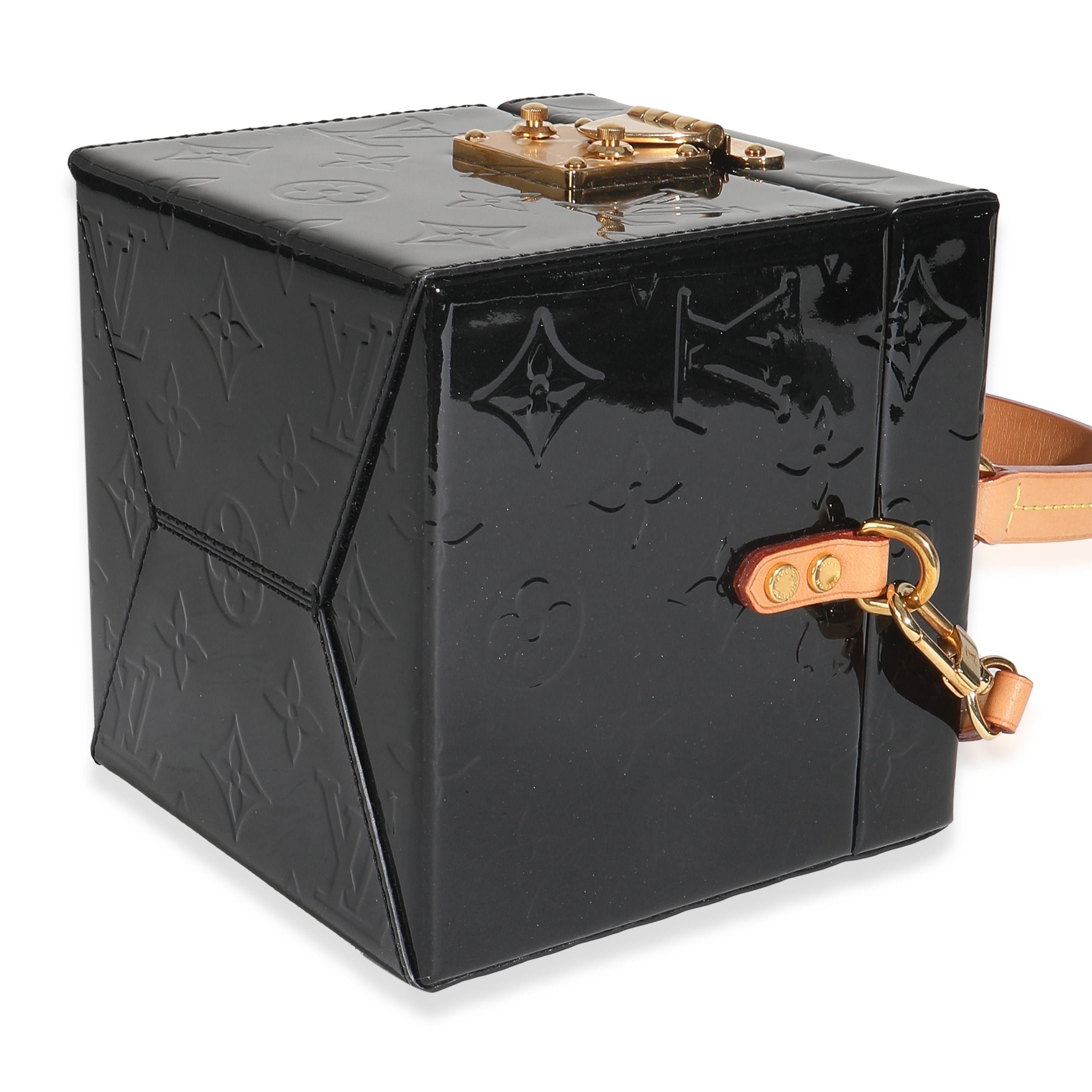 Louis Vuitton Black Monogram Vernis Bleecker Box Damen im Angebot