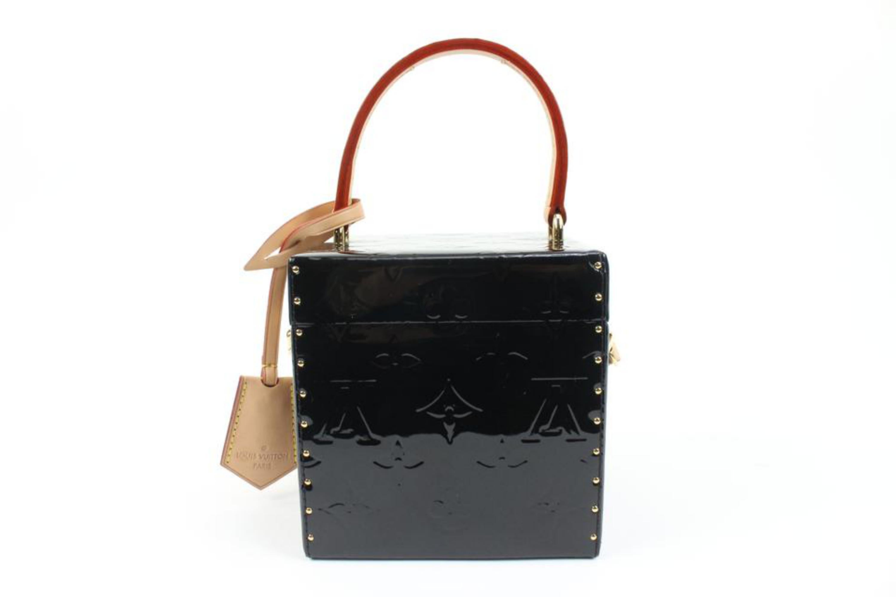 Women's Louis Vuitton Black Monogram Vernis Noir Bleecker Box 2way Trunk Bag s28lv10