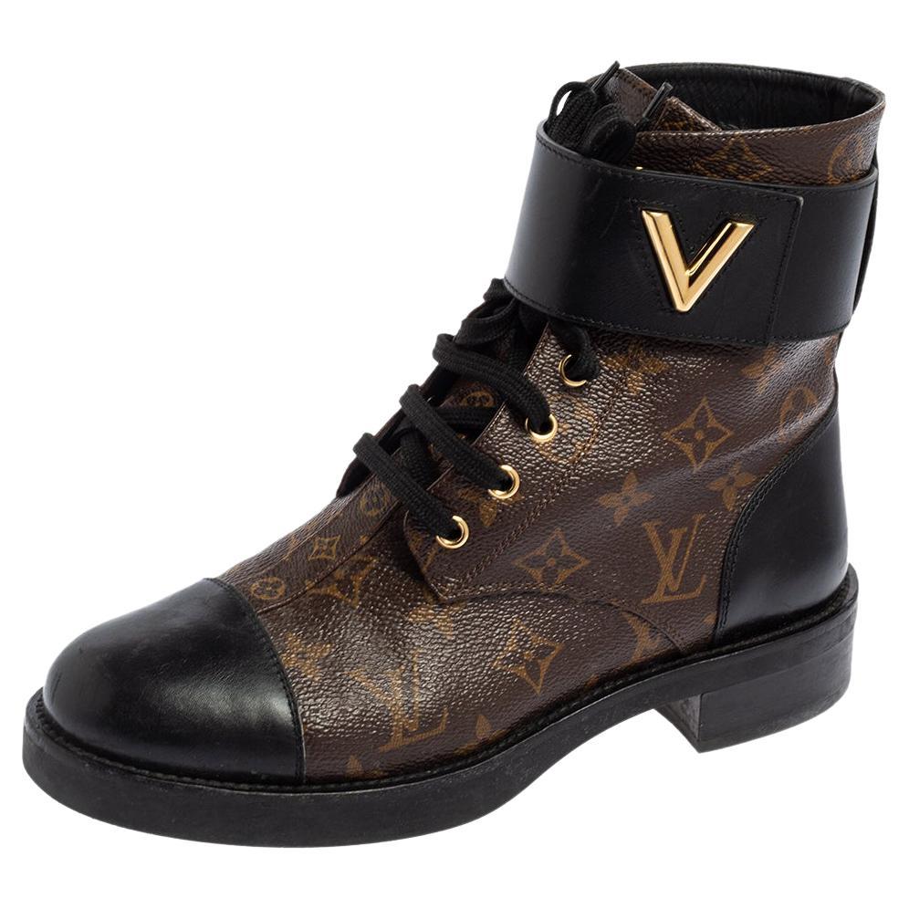 Louis Vuitton LV Monogram Wonderland Ranger Flat Combat boots, sz 37