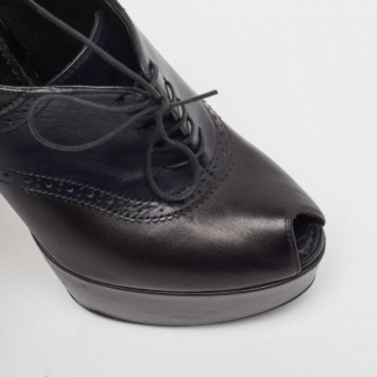 Schwarz/Navy Blau Leder Peep Toe Plateau-Spitzenstiefel von Louis Vuitton Größe 39 im Angebot 3