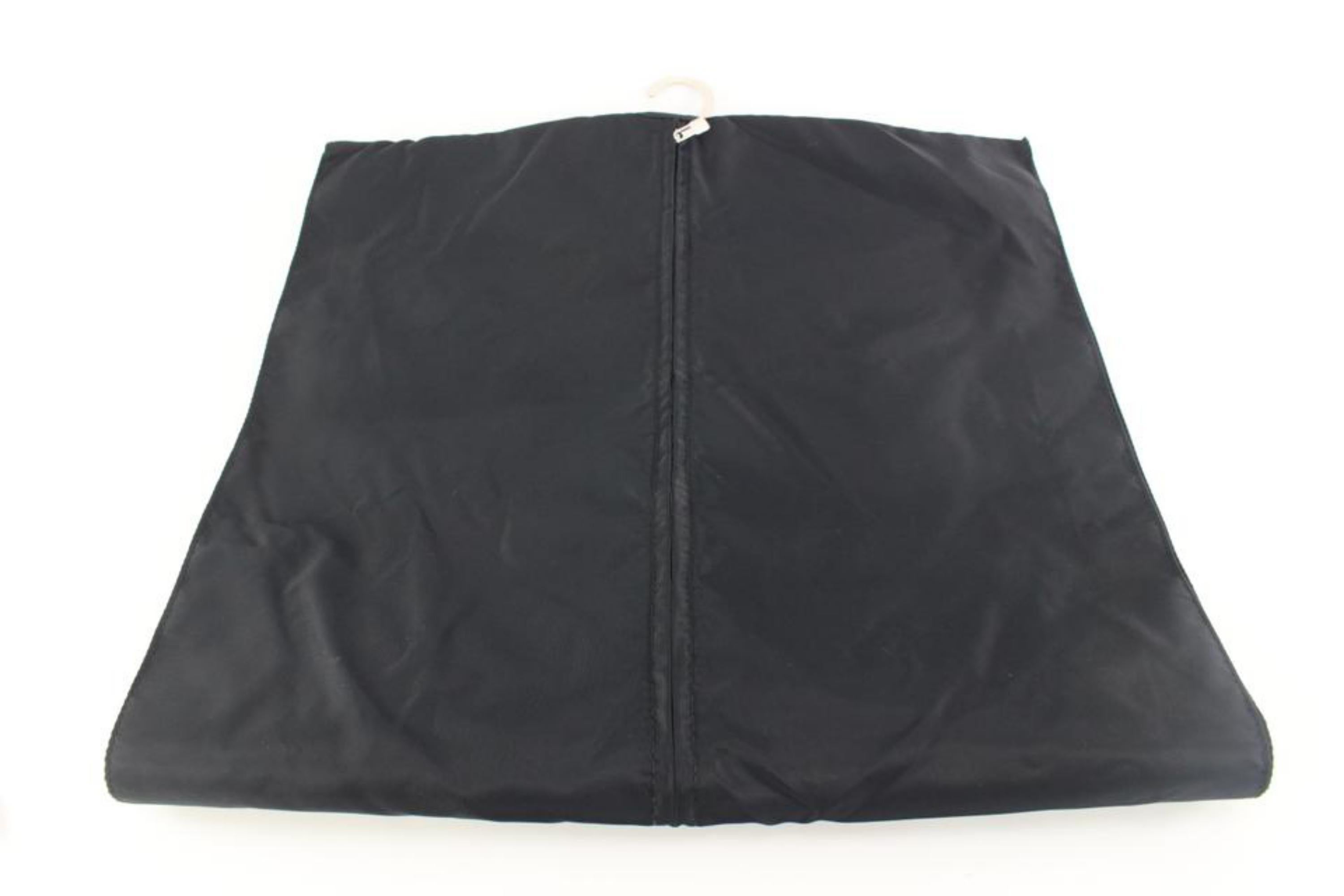 Women's Louis Vuitton Black Nylon Garment Cover with Hanger 16lk616s For Sale