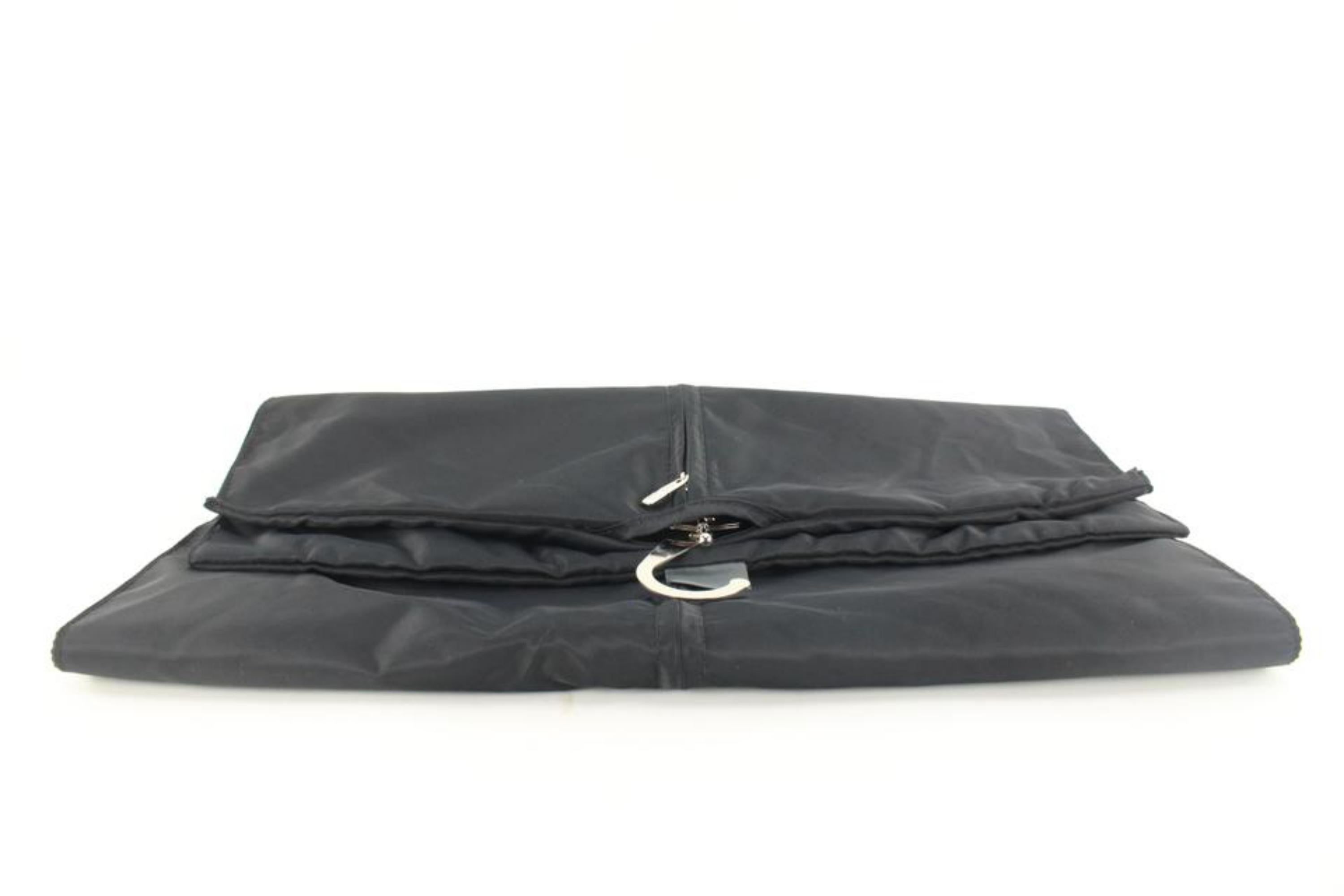 Louis Vuitton Black Nylon Garment Cover with Hanger 16lk616s For Sale 4