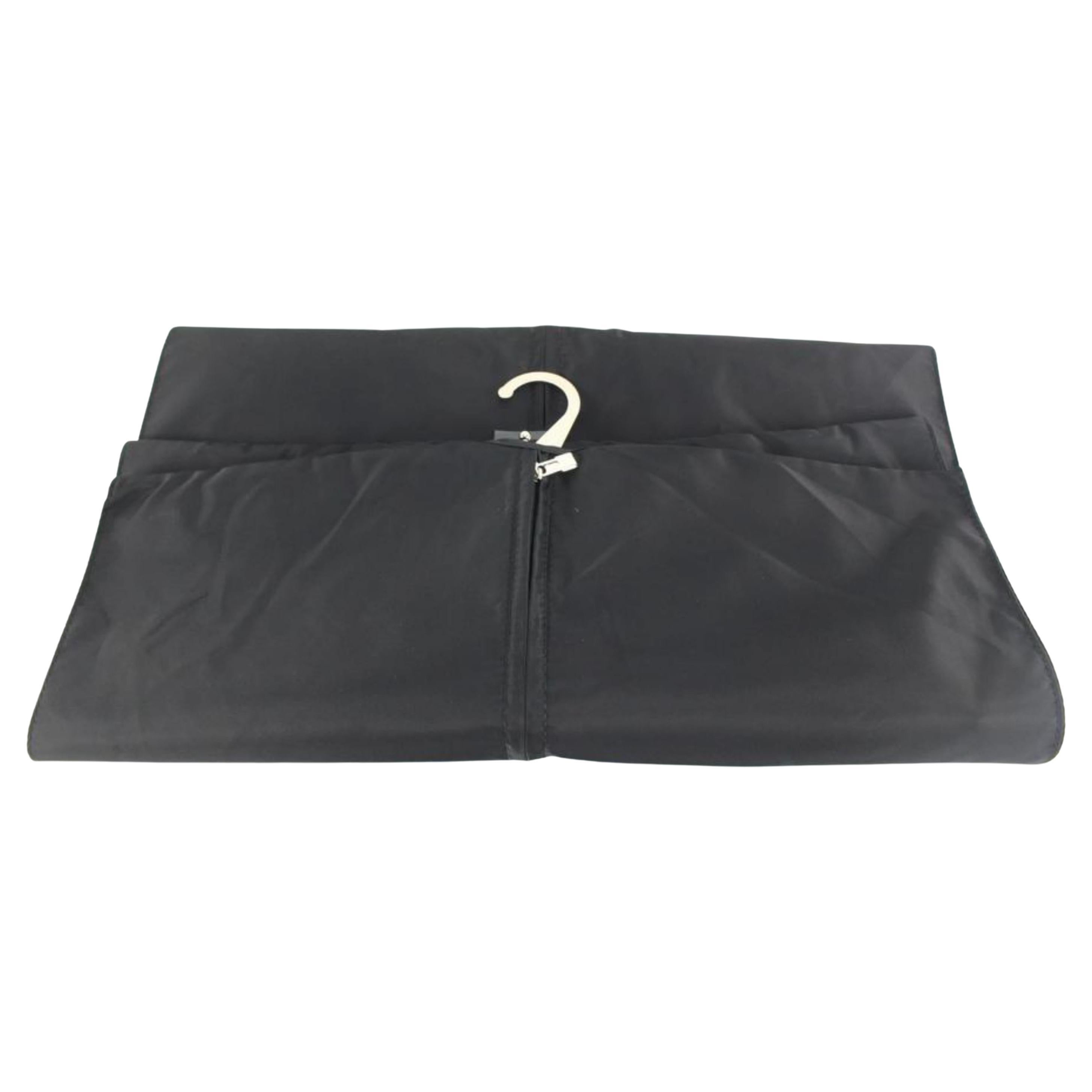 Louis Vuitton Black Nylon Garment Cover with Hanger 16lk616s For Sale