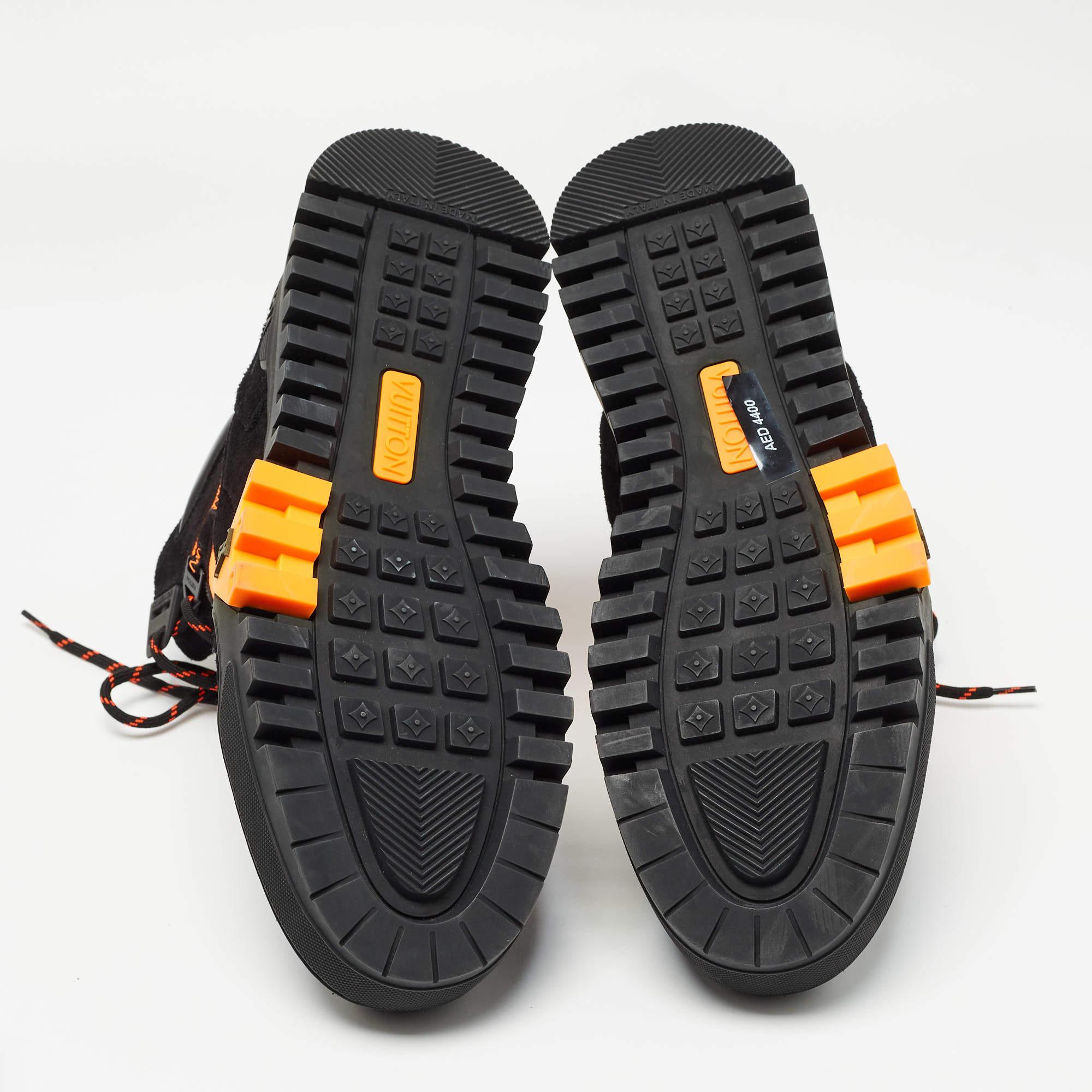 Louis Vuitton Black/Orange Suede and Canvas LV Hiking Boots Size 42 For Sale 2