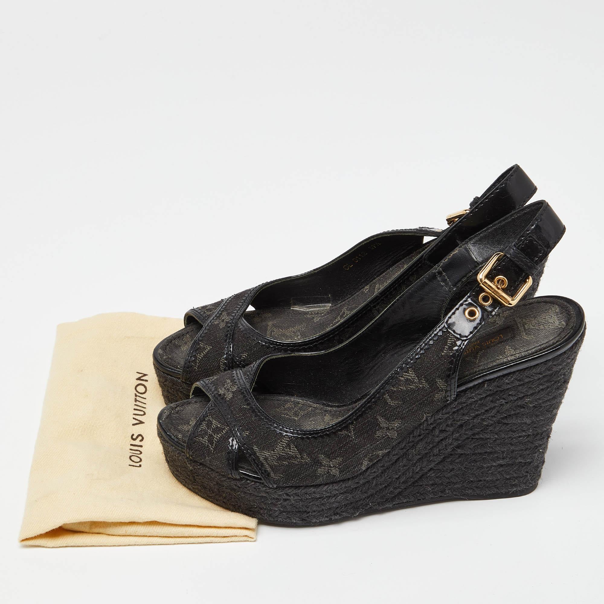 Louis Vuitton Black Patent and Demin Bastille Wedge Sandals Size 39.5 For Sale 6