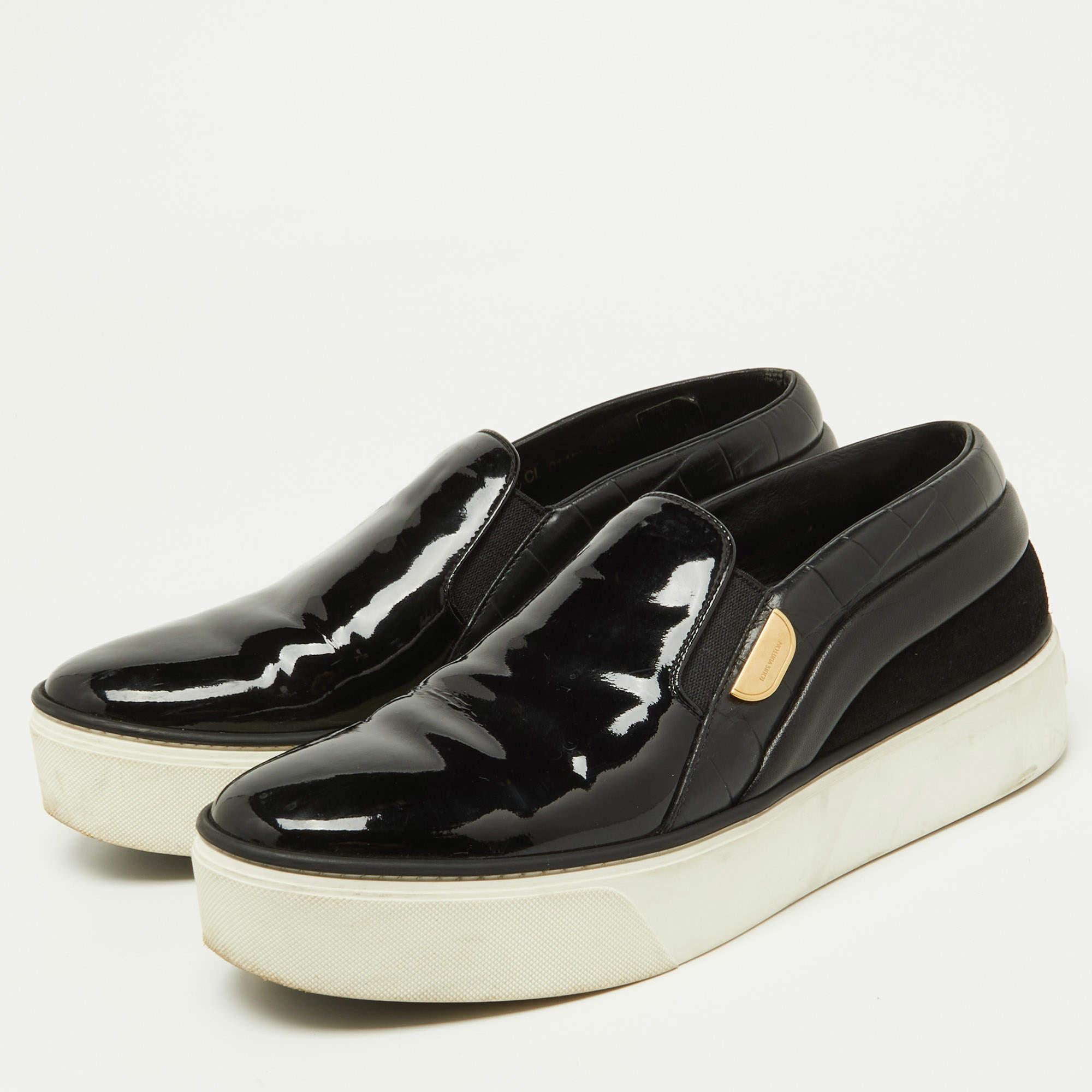 Nero Louis Vuitton - Sneakers da passerella in pelle e vernice nera - misura 38,5 in vendita