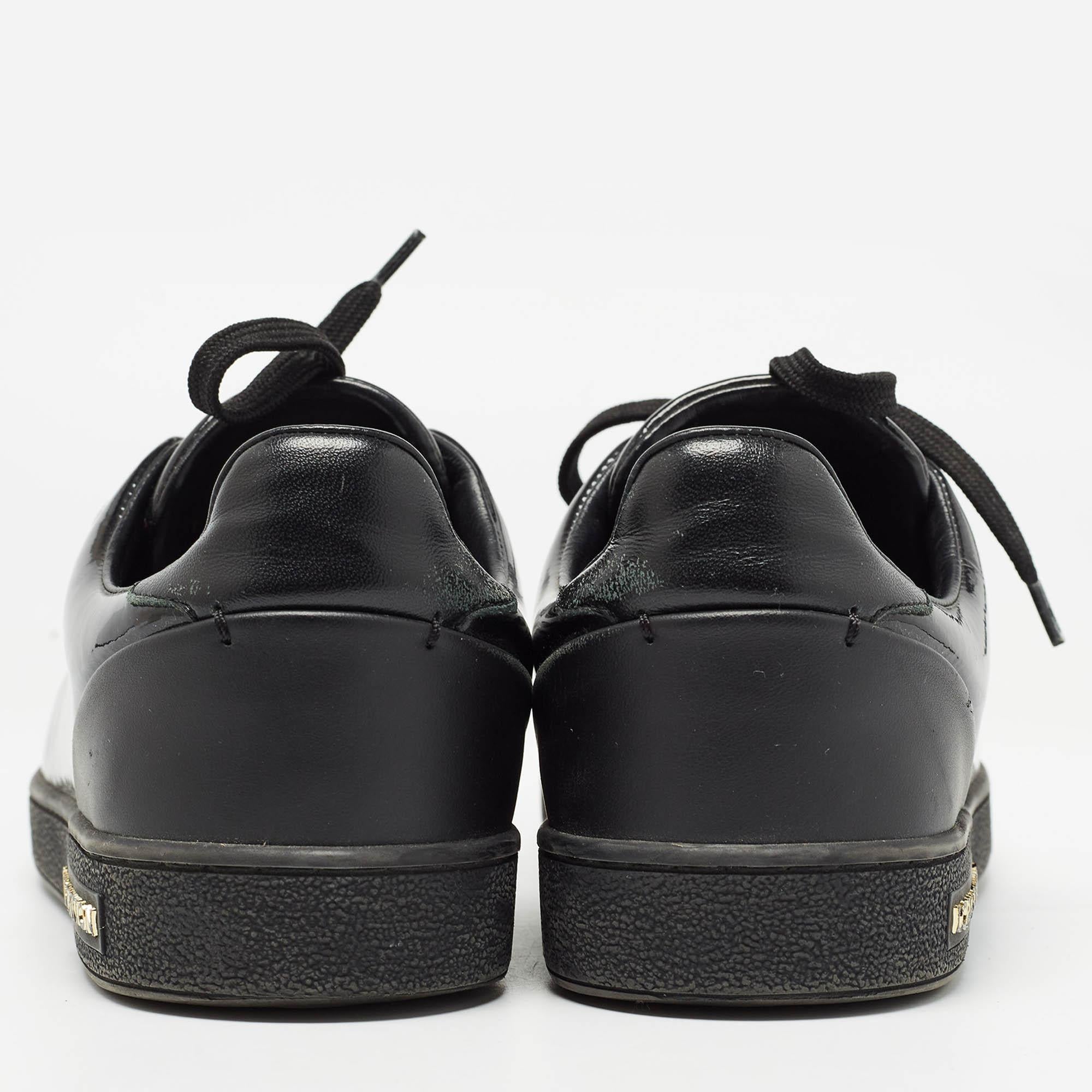 Louis Vuitton Patent Black Frontrow  Baskets Taille 35 Pour femmes en vente