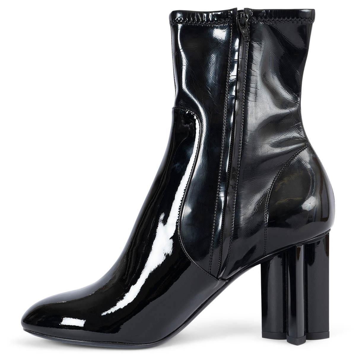 LOUIS VUITTON black patent leather 2015 INSTINCT Ankle Boots Shoes 39 In New Condition For Sale In Zürich, CH