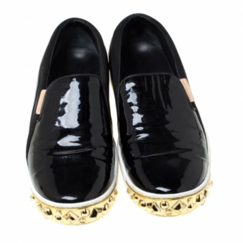 Louis Vuitton - Sneakers Slip On con borchie in pelle e camoscio nero - misura 36.5 in vendita 1