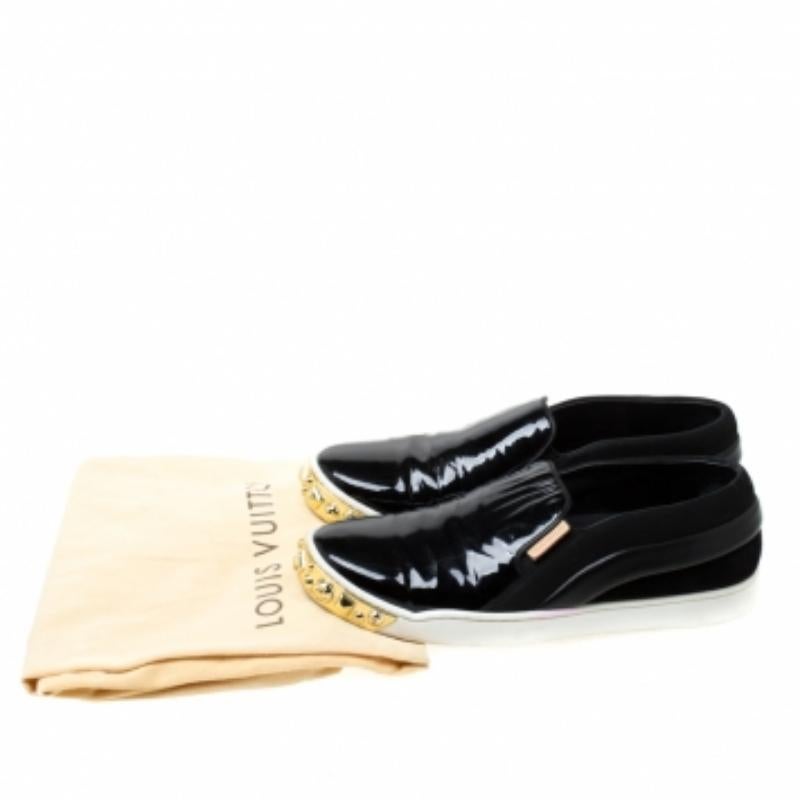 Louis Vuitton - Sneakers Slip On con borchie in pelle e camoscio nero - misura 36.5 in vendita 3
