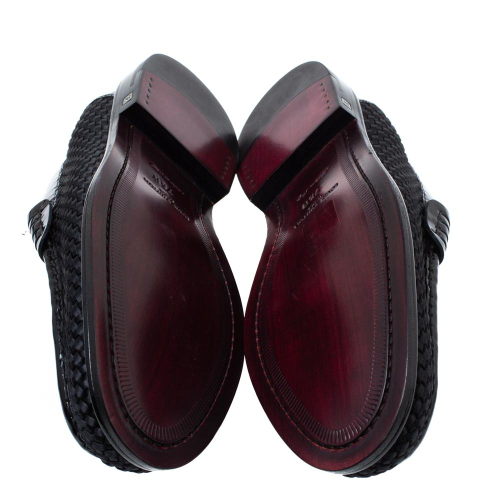 Stylish and super comfortable, these slip-on loafers by Louis Vuitton will make a great addition to your shoe collection. They have been designed using woven satin and styled with penny straps in patent leather. Leather insoles and outsoles