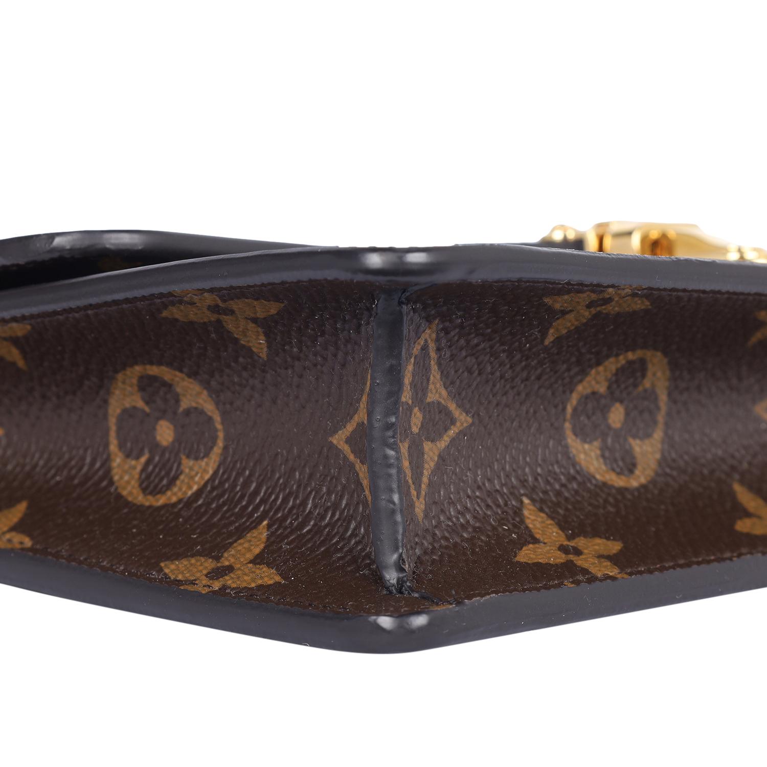 Louis Vuitton Black Patent Leather Calfskin Monogram Cherrywood Chain Wallet For Sale 7