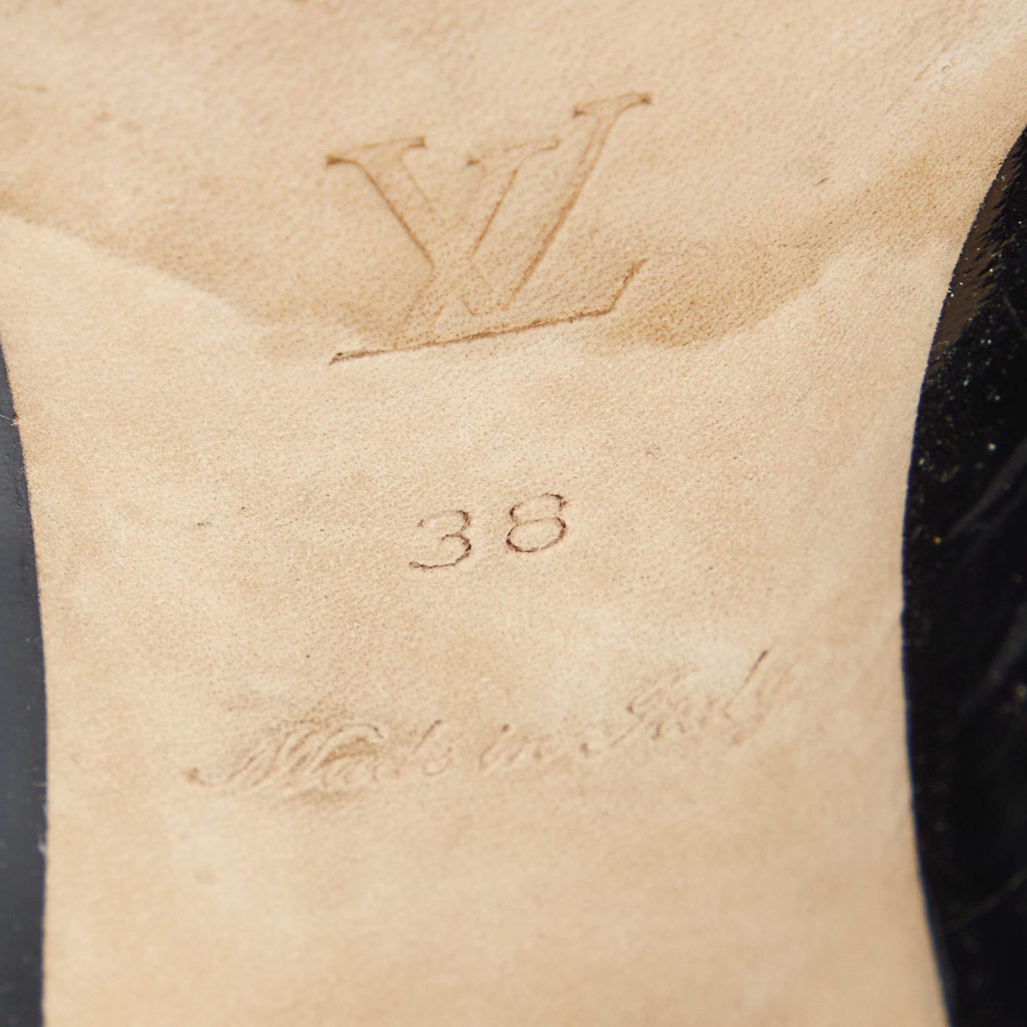Louis Vuitton Black Patent Leather D'orsay Pumps Size 38 For Sale 5
