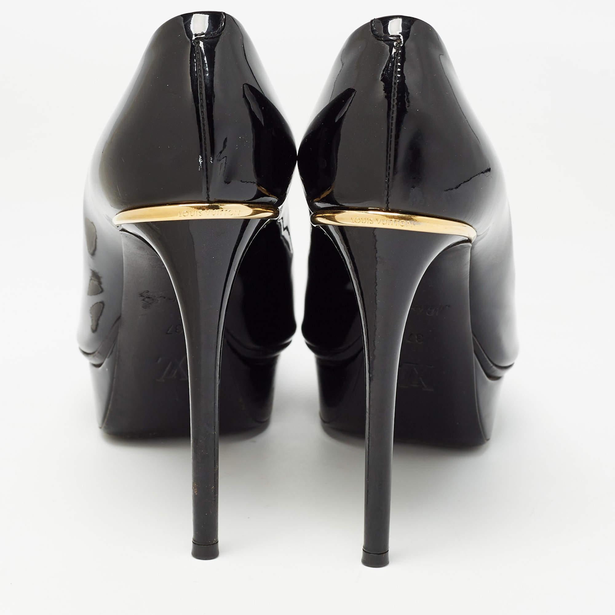 De las mujeres Louis Vuitton Black Patent Leather Eyeline Peep Toe Pumps Talla 37 en venta