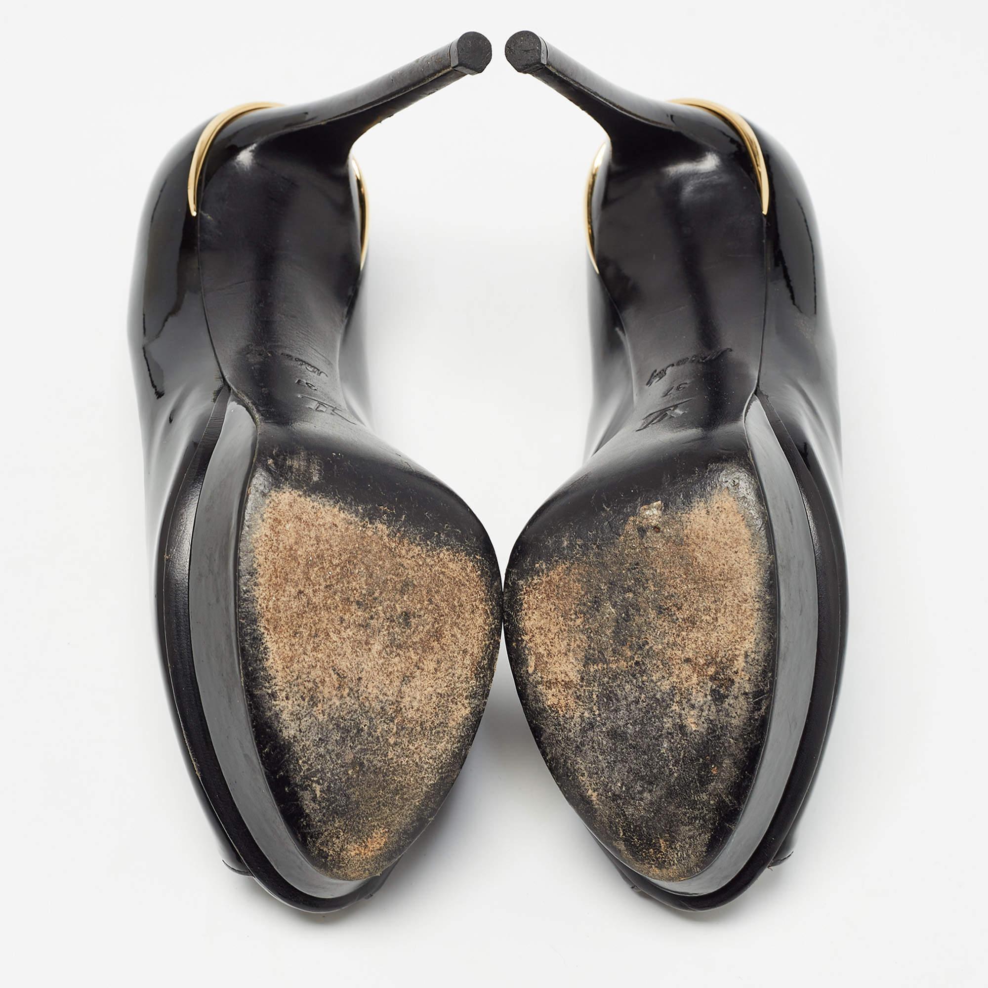Louis Vuitton Black Patent Leather Eyeline Peep Toe Pumps Talla 37 en venta 1