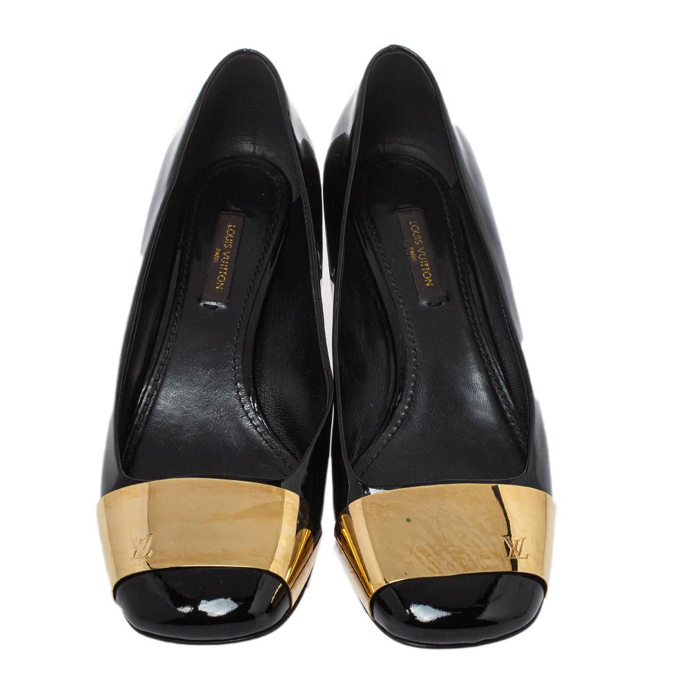 Women's Louis Vuitton Black Patent Leather Gold Plate Block Heel Pumps Size 38