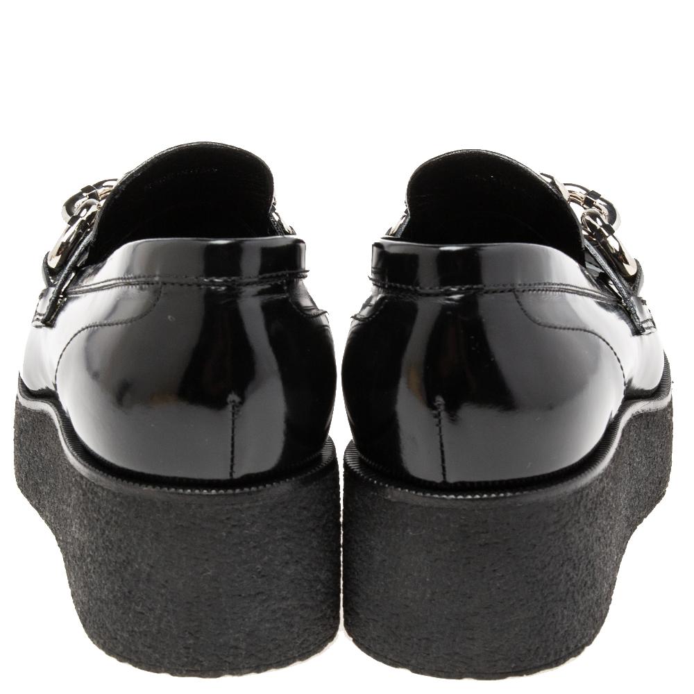 Louis Vuitton Black Patent Leather Graduate Platform Loafers Size 38.5 In New Condition In Dubai, Al Qouz 2