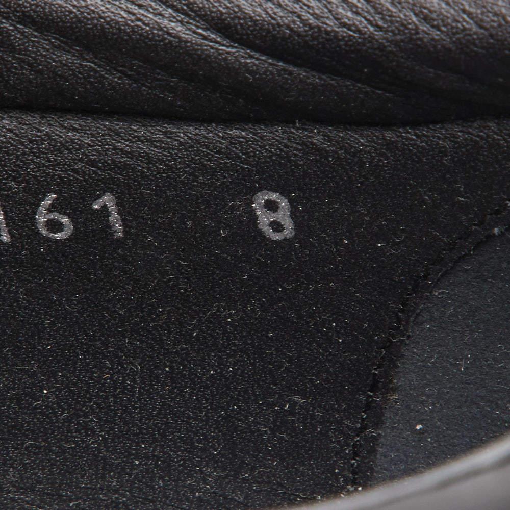 Women's Louis Vuitton Black Patent Leather Lace Up Derby Size 42