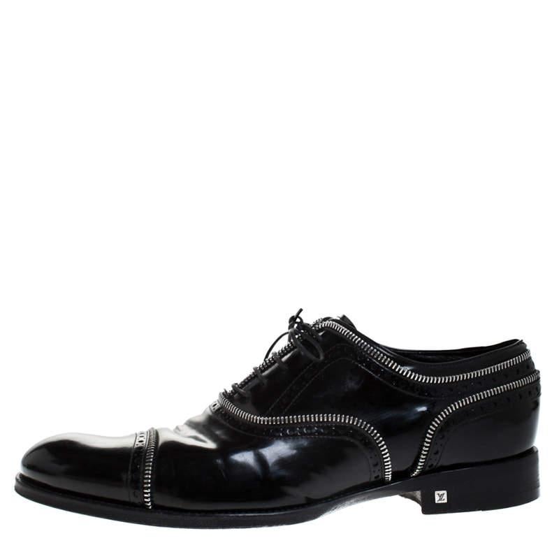 Men's Louis Vuitton Black Patent Leather Lace Up Oxfords Size 41.5 For Sale