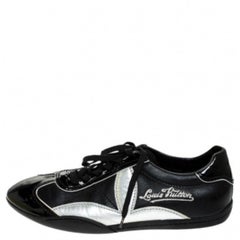 Louis Vuitton Black Patent Leather Leather Low Top Lace Up Sneakers Size 41
