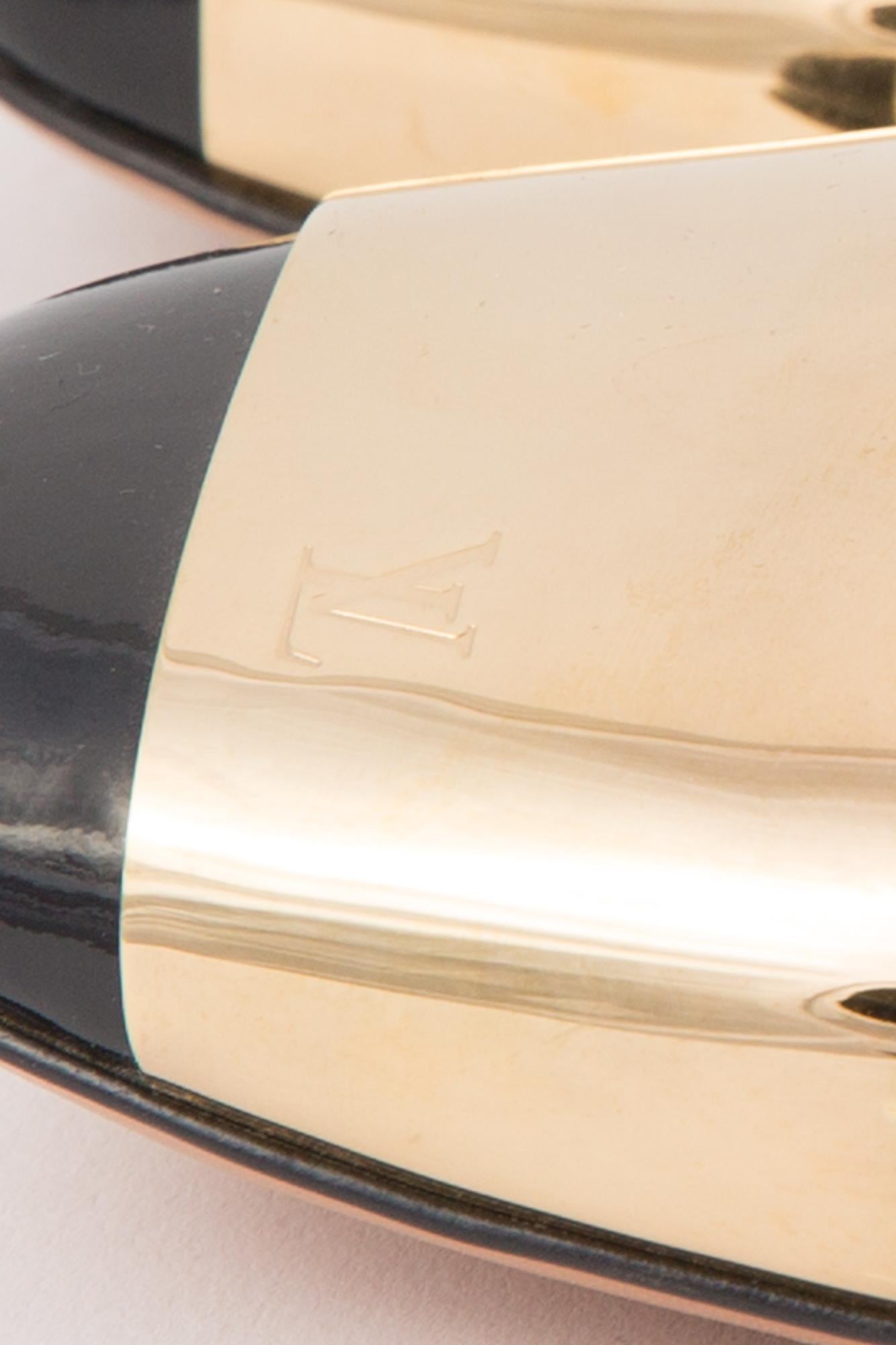 2012s Louis Vuitton Black Patent Leather Logo Pumps Shoes 2