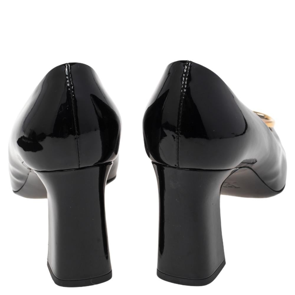 Louis Vuitton Black Patent Leather Madeleine Logo Block Heel Pumps Size 39 In Good Condition In Dubai, Al Qouz 2