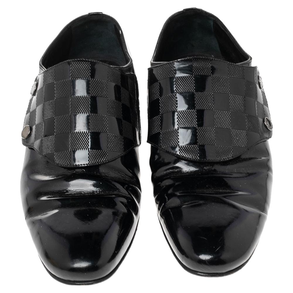 Louis Vuitton’s loafers will take you through an endless series of calendar events. Crafted in black patent leather, the uppers feature Damier-embossed leather panels for a signature mark. They are lined with leather and finished with low