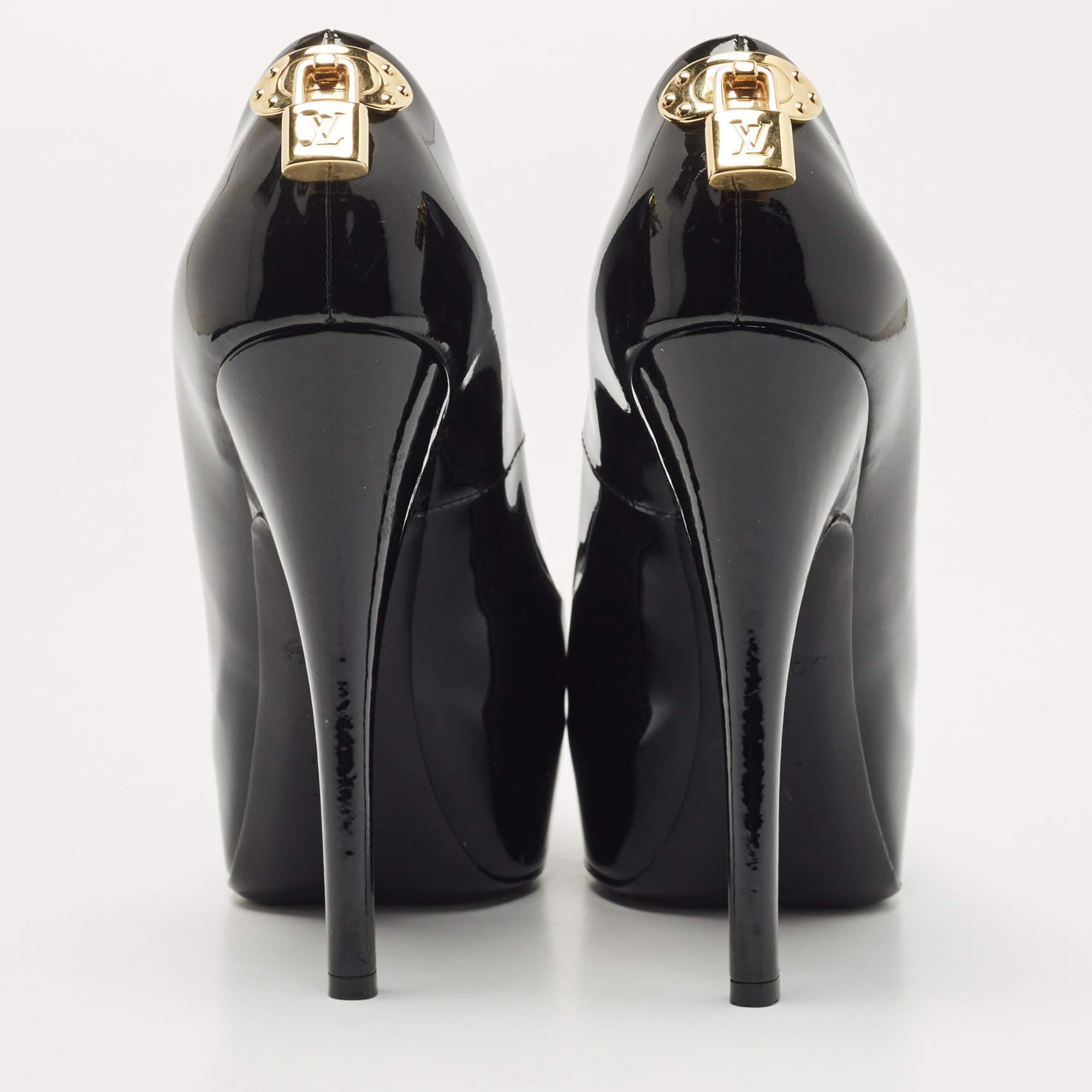 Louis Vuitton Black Patent Leather Oh Really! Platform Peep Toe Pumps Size 38 In Good Condition In Dubai, Al Qouz 2
