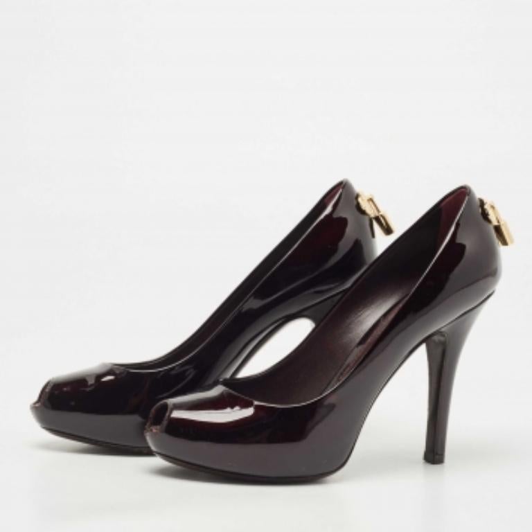 Nero Louis Vuitton in pelle verniciata nera Oh davvero! Pompe taglia 35,5 in vendita