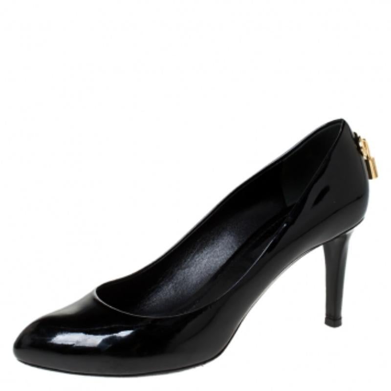 Louis Vuitton charol negro ¡Oh de verdad! Bombas Talla 36 Negro en venta