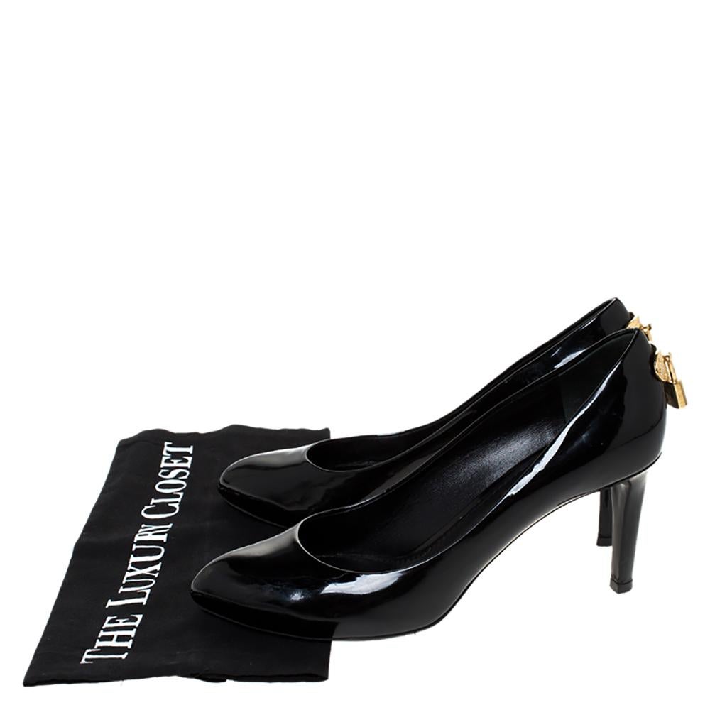 Louis Vuitton Black Patent Leather Oh Really! Pumps Size 36 For Sale 3