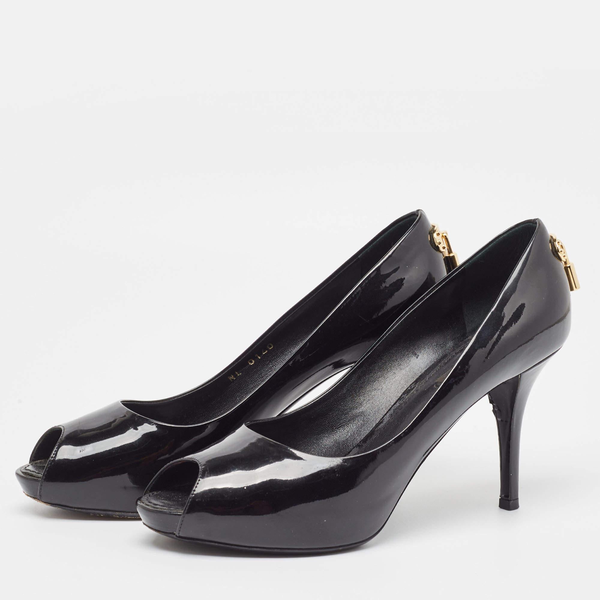 Louis Vuitton Black Patent Leather Oh Really! Pumps Size 38.5 For Sale 2