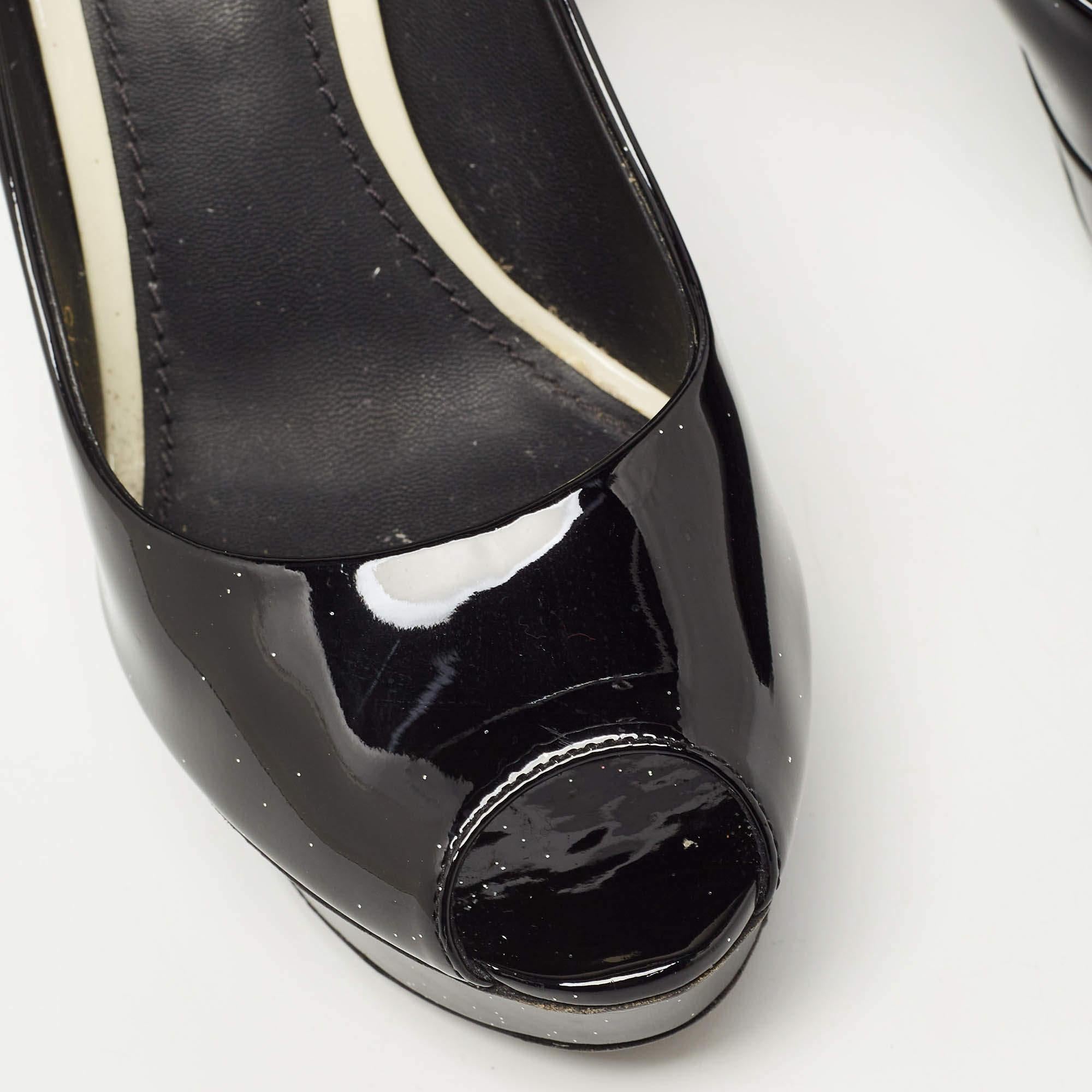 Louis Vuitton Black Patent Leather Peep Toe Platform Pumps Size 37 For Sale 3