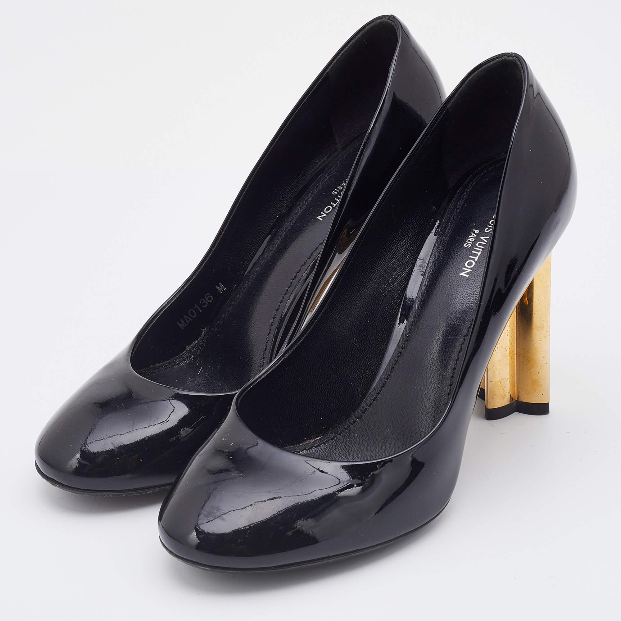 Women's Louis Vuitton Black Patent Leather Round Toe Block Heel Pumps Size 36 For Sale