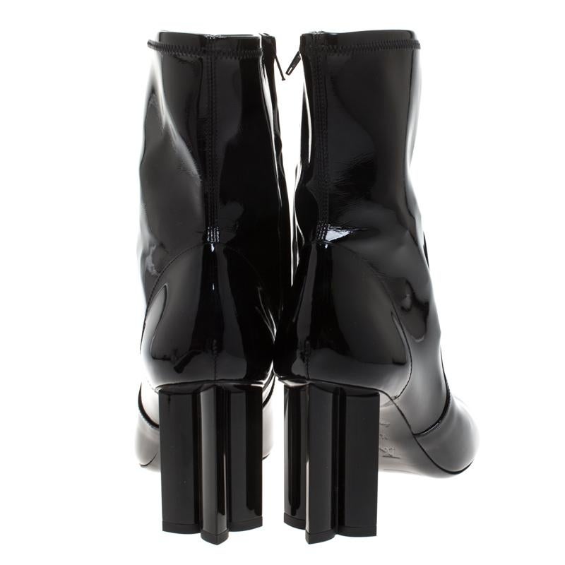 Louis Vuitton Black Patent Leather Silhouette Ankle Boots Size 39.5 In New Condition In Dubai, Al Qouz 2