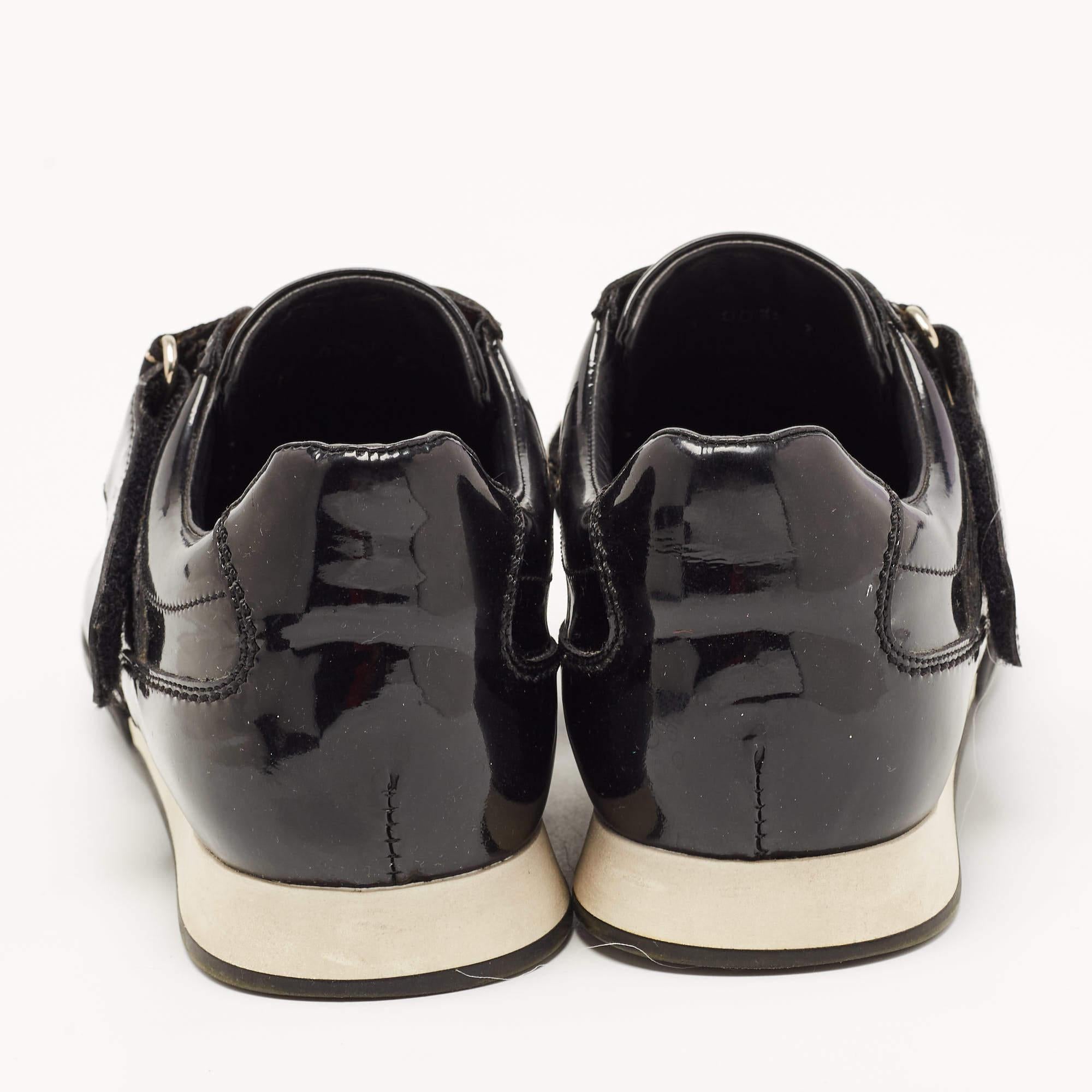 Louis Vuitton Black Patent Leather Sneakers Size 36 For Sale 2