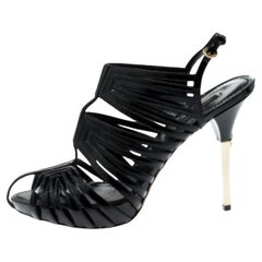 Louis Vuitton Sandali con plateau in vernice nera taglia 39