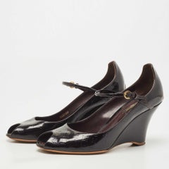 Louis Vuitton Black Patent Leather Wedge Pumps Size 37