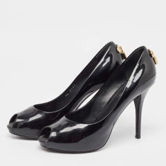 Louis Vuitton Black Patent Lock It Pumps Size 39.5