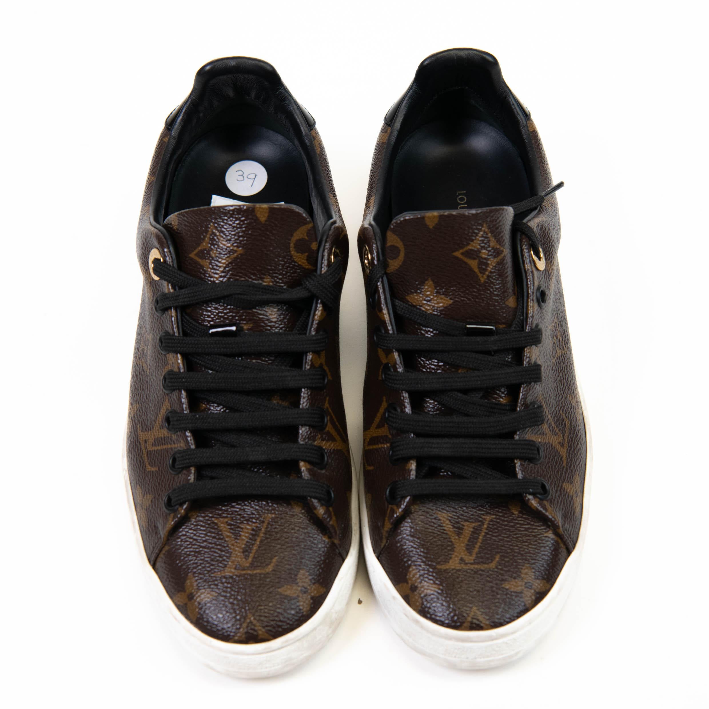Louis Vuitton Black Patent Trim Brown Monogram Frontrow Sneakers 39 In Good Condition In Corona Del Mar, CA
