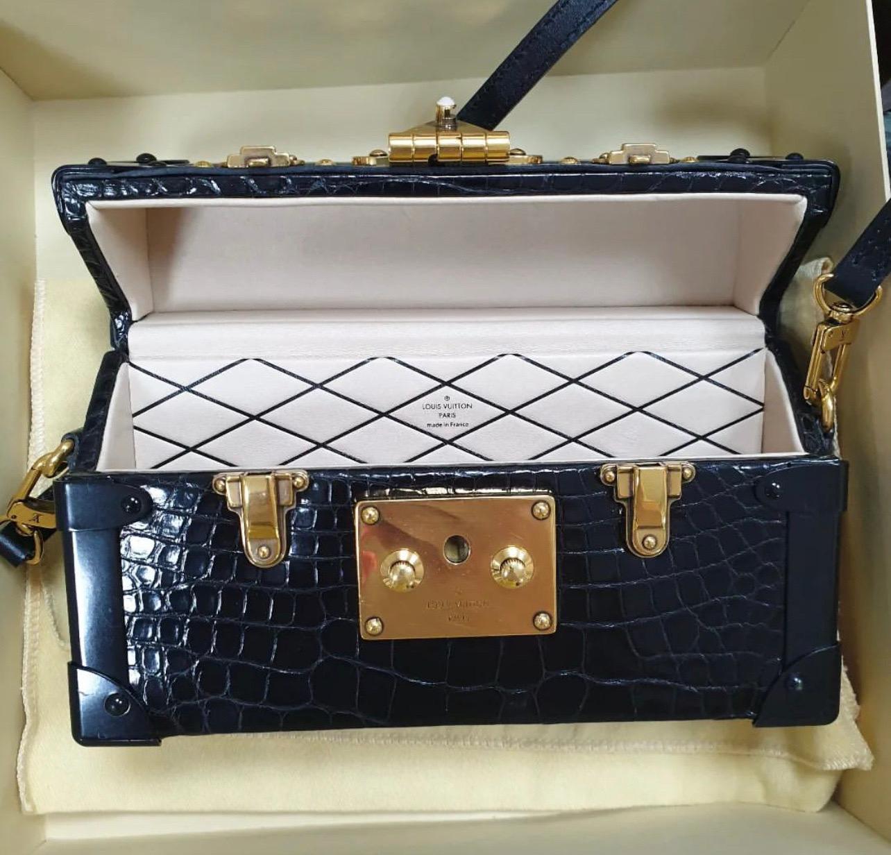 louis vuitton petite malle