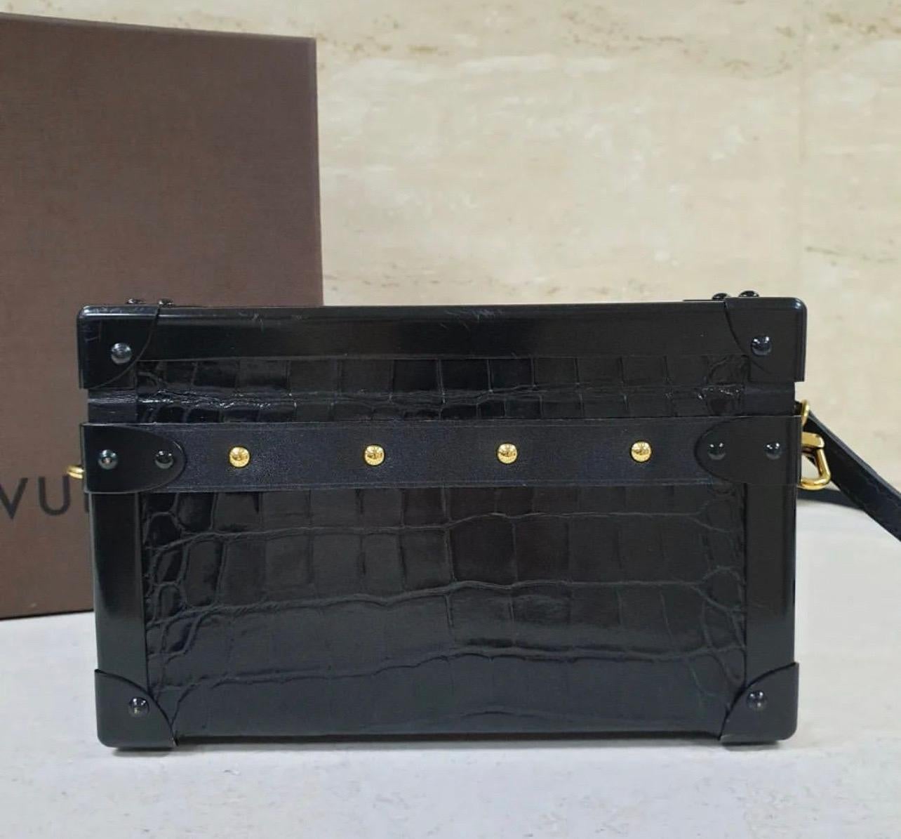 Women's Louis Vuitton Black Petite Malle Handbag Bag For Sale