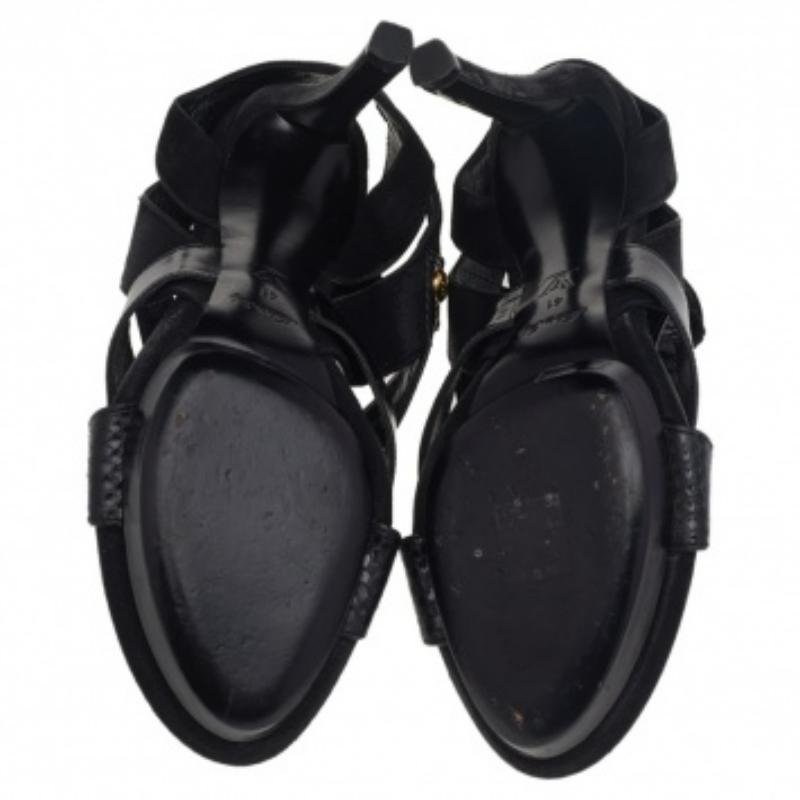 Louis Vuitton Schwarze Python- und Wildleder-Sandalen mit Knöchelkrawatte Größe 41 im Angebot 3