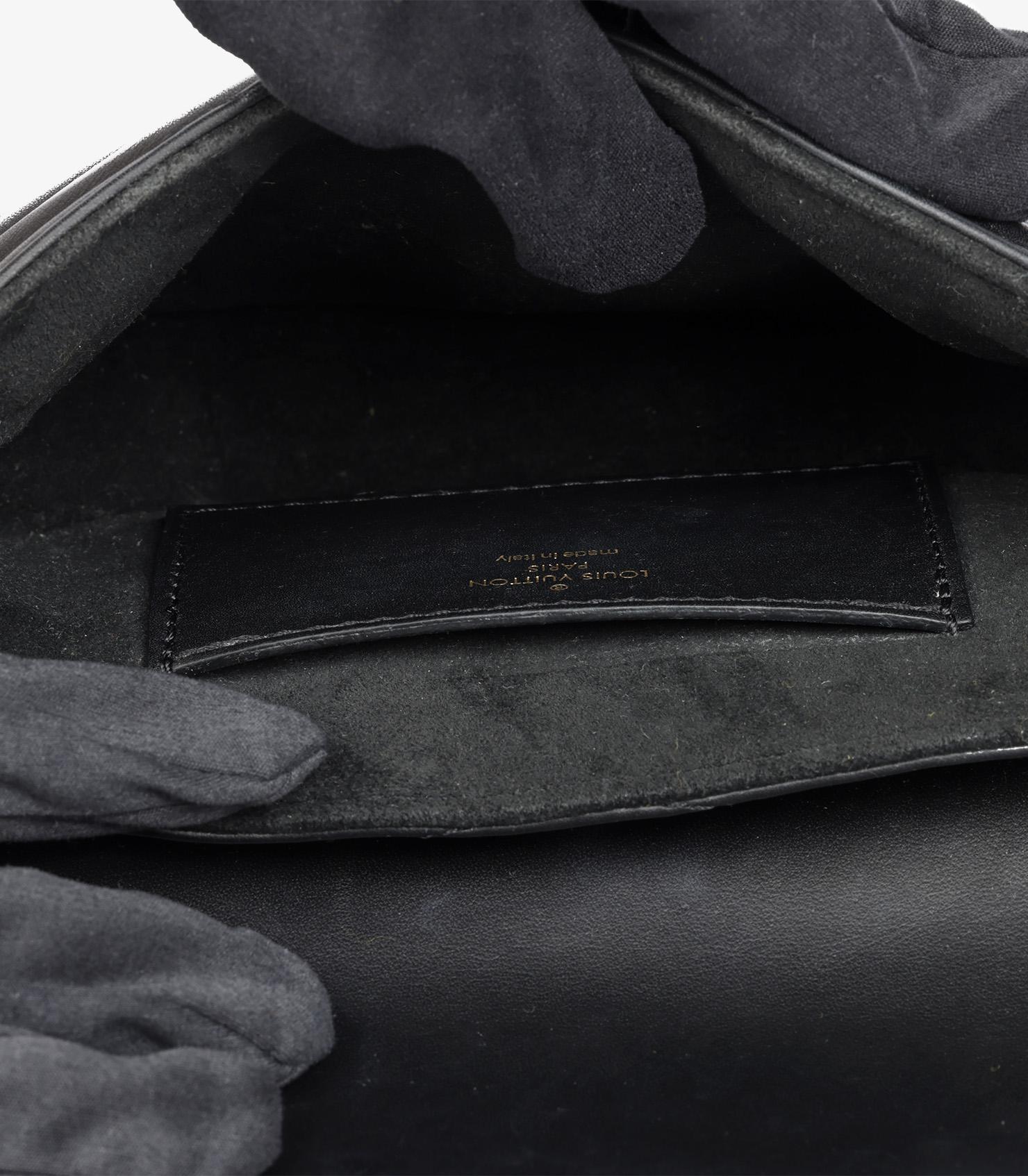 Louis Vuitton Black Quilted Calfskin Leather New Wave Multi Pochette 5