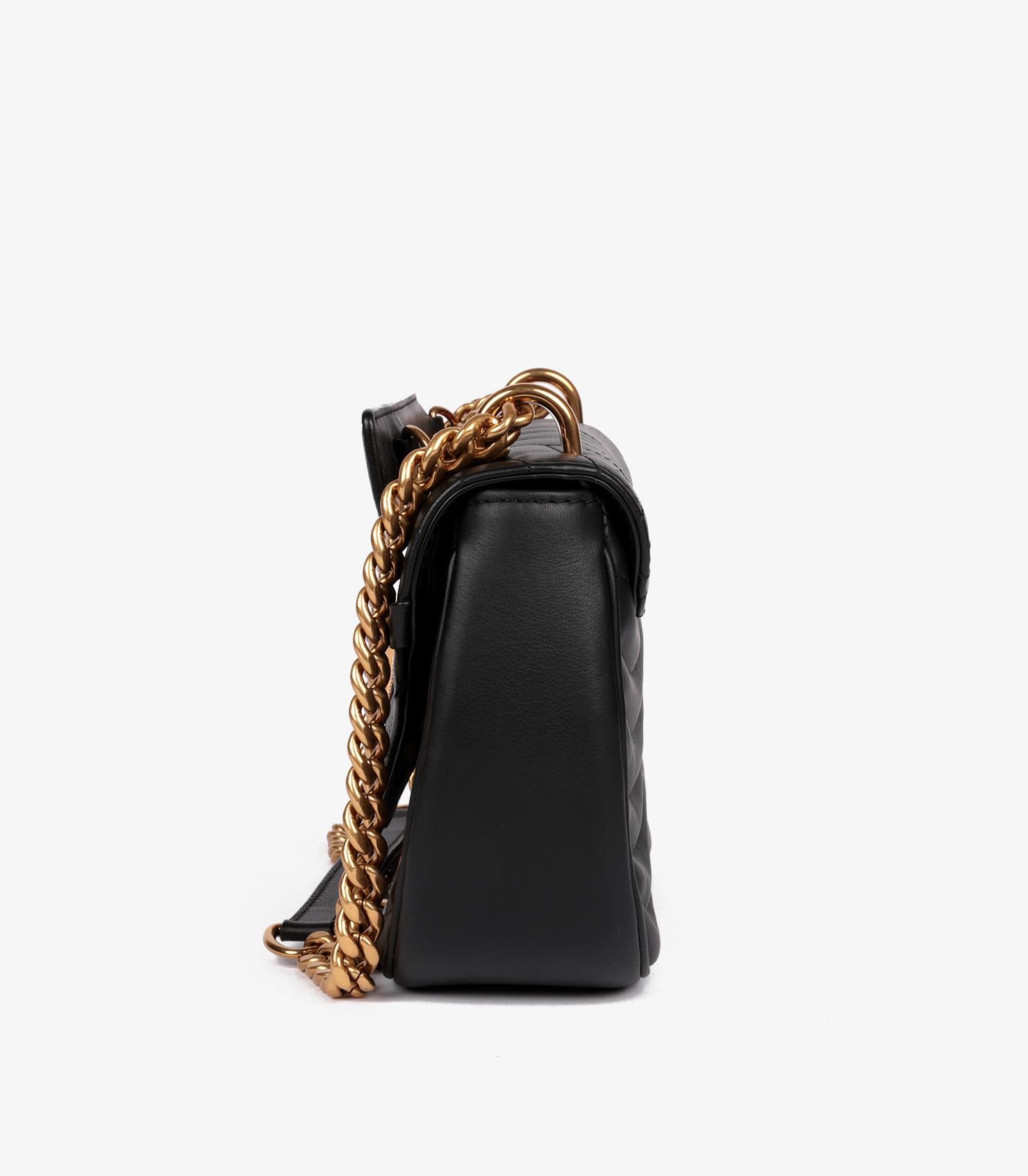 Louis Vuitton Cuir de veau matelassé noir Patchs Chaîne New Wave MM Pour femmes en vente