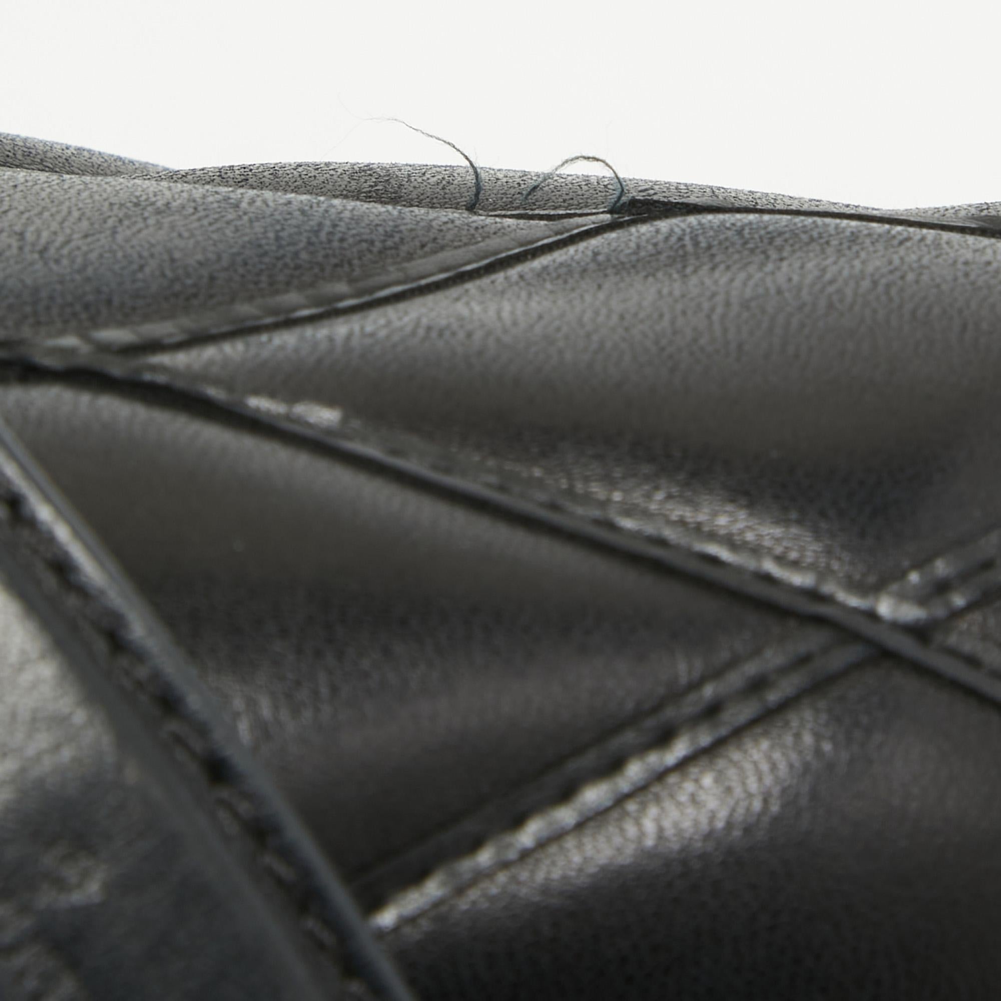 Louis Vuitton Schwarzes gestepptes Leder GO-14 Malletage MM Tasche im Angebot 2