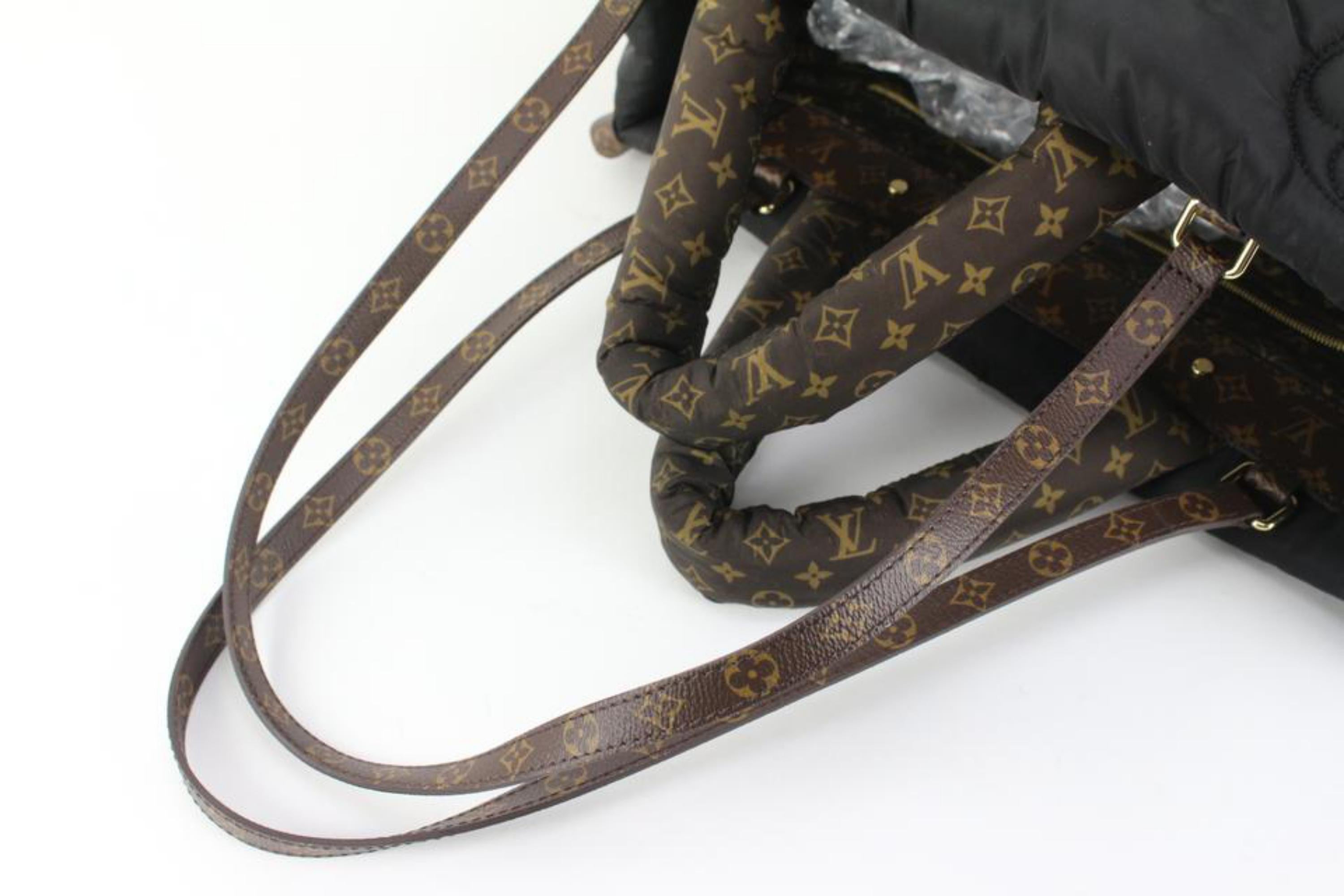 Louis Vuitton - Coussin matelassé noir matelassé avec monogramme Onthego GM 49lz55 5